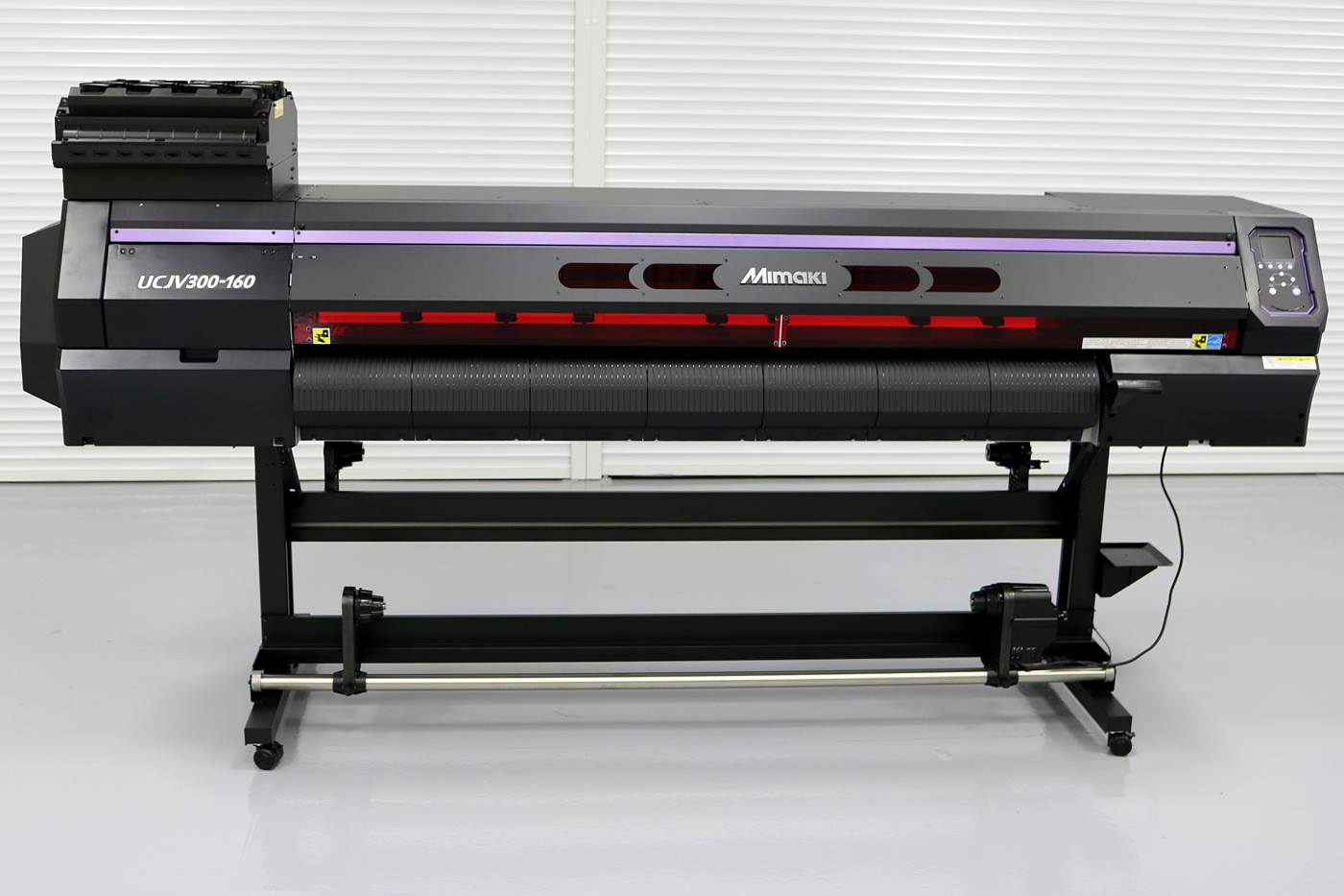 Рулонный режущий плоттер. Mimaki ucjv300. Принтер Mimaki ucjv300-160. Ucjv300-160. Mimaki ucjv300-107.