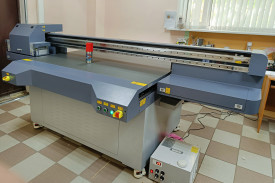 УФ-принтер ARK-JET UV1610 G5i установлен в компании "Максимум" из Уфы