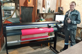 Режущий плоттер Mimaki CG-130AR установлен в компании "ТехноТор" из Ленобласти
