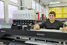 Первая инсталляция новейшего экосольвентника Mimaki CJV200 в России!