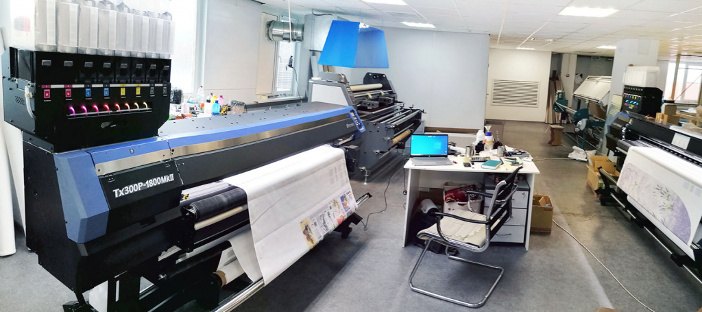 Два текстильных принтера Mimaki TS300P работают на крупнейшие ритейл-сети