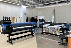 Уже второй принтер Mimaki TS100 на производстве одежды для фитнеса "BARKA"