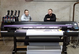 Инсталляция Mimaki CJV150 на рекламном производстве в Казани