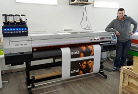 Мастерская рекламы Sign Expert выбрала УФ-принтер Mimaki UJV100