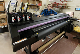 Запуск Mimaki СJV150 для производства объемных наклеек со смолой