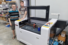 Лазерный станок Photonim GS9060 установлен в компании "МастерФлаг" из Кемерово