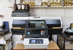 Инсталляция UJF-3042 MkII для производства наградной продукции в Калмыкии
