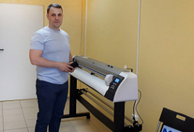 Каттер Mimaki CG-130SRIII для раскроя тонировочных и защитных пленок