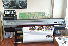 Инсталляция УФ-принтера Mimaki UJV100 в крупной столичной РПК