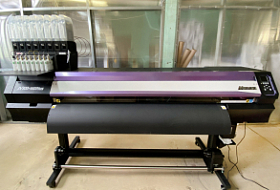 Запуск Mimaki JV300 Plus на производстве спортивной одежды