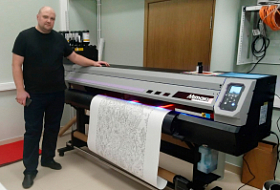 УФ-принтер и режущий плоттер Mimaki в типографии МИСиС