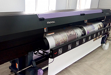 Новый Mimaki SWJ-320EA на производстве фотообоев в Новосибирске