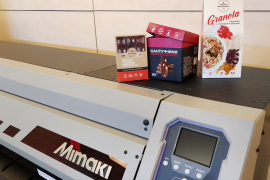 Инсталляция Mimaki UJV100 на фабрике бортового питания Domodedovo Catering