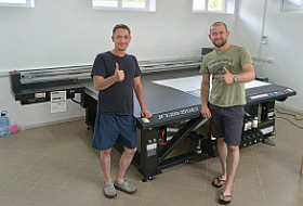 Mimaki JFX200-2513 EX на производстве ритуальной продукции в Домодедово